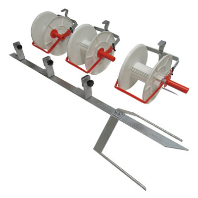 Electric Fence Corner Mounting Post 1.2M & 3x Geared Reels