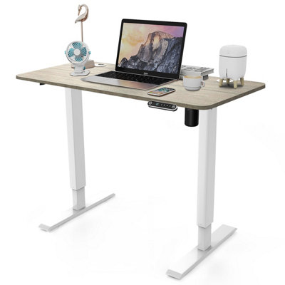 Height adjustable outlet table motor