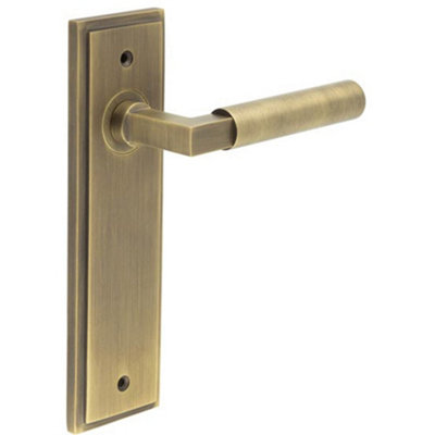 Elegant Antique Brass Door Handle Latch Backplate for Modern Homes - Solid Brass Interior Lever