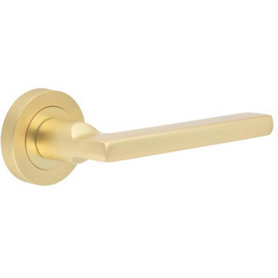 Elegant Jet Door Handle in Satin Brass for Modern Interiors - Interior Handle