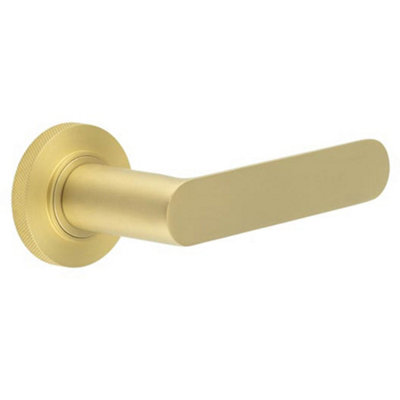 Elegant Knurled Door Handle in Satin Brass for Modern Interiors - Solid Brass Interior Handle