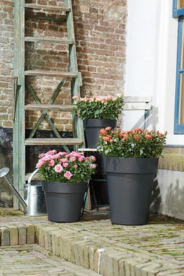 Elho Green Basics Top Planter 47cm Plastic Plant Pot in Living Black - 4