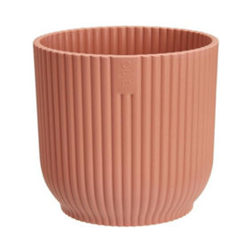 Elho Vibes Fold 14cm Round Delicate Pink Recycled Plastic Plant Pot