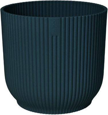 Elho Vibes Fold Round 16cm Plastic Plant Pot in Deep Blue
