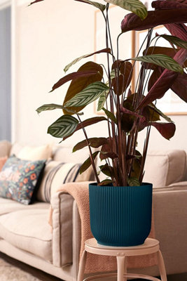 Elho Vibes Fold Round 35cm Plastic Plant Pot with Wheels in Deep Blue - 5