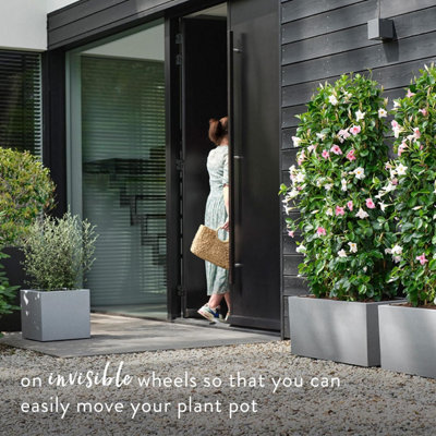 Elho Vivo Next Square 40cm Living Concrete Recycled Plastic Planter with Wheels - 3