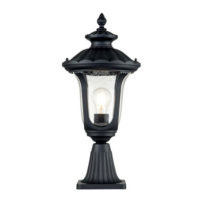 Black outdoor on sale pedestal lights