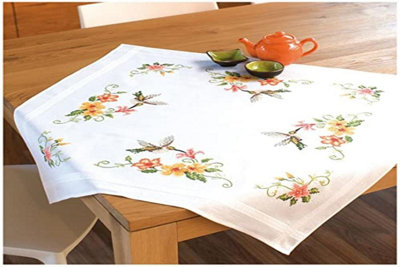 EMB T/CLTH HUMMINGBIRD - Embroidery Kit: Tablecloth: Hummingbird - Vervaco