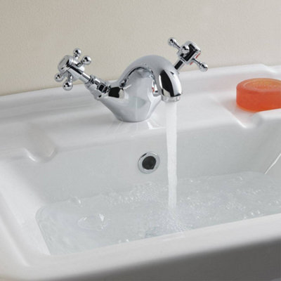 ENKI Camberley Chrome Traditional Cross Handle Brass Basin Mixer Tap BT8703