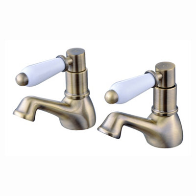 ENKI Downton Antique Bronze Pillar Ceramic Lever Hot & Cold Bath Taps BT0816