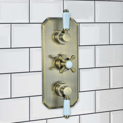 ENKI Regent Antique Bronze Crosshead 3-Outlet Solid Brass Thermostatic Triple Shower Valve TSV070
