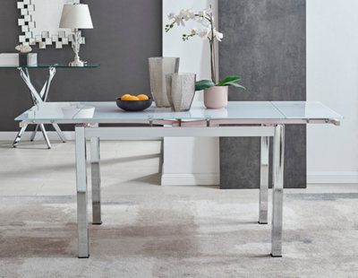 Square extendable dining table deals for 4