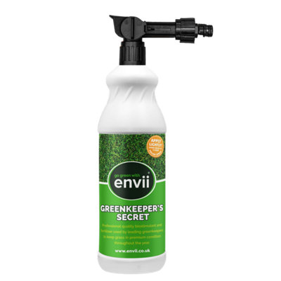 envii Greenkeeper's Secret - Liquid Lawn Food & Fertiliser, Fast Results Covering up to 150m² - Comes with Hose End Sprayer