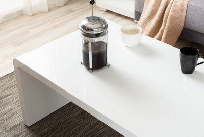 Enzo White High Gloss Rectangular Coffee Table with Sleek Simple Minimalist Design and Curved Edges for Living Rooms