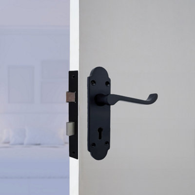 Epsom Door Handle Key Lock Scroll Lever - Matt Black Pack