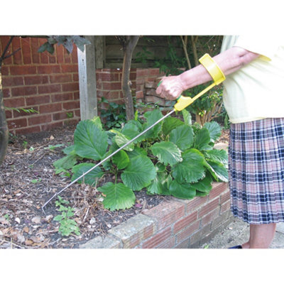 Ergonomically Long Handled Garden Cultivator - Reduces Wrist Stress - Gardening