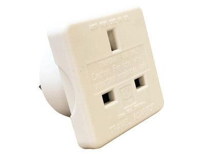 Essential Universal Travel Adaptor for UK to Australia with 10A Capacity