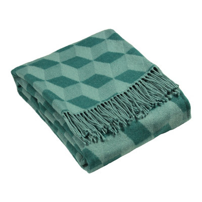 Essentials Aspect Geometric Fleece Feel Fringed Throw