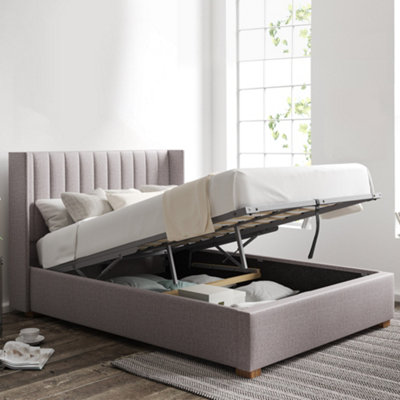 Winged outlet bed ottoman