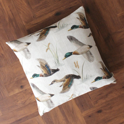 Evans Lichfield Country Duck Pond Polyester Filled Cushion
