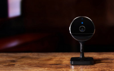 Eve Secure Indoor Camera Camera, Apple HomeKit Secure Video with motion sensor, microphone & speaker, 1 Pack, Black