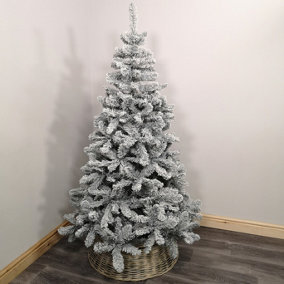 Everlands 210cm 7ft Grey Frosted Imperial Pine Hinged Christmas Tree with 770 tips