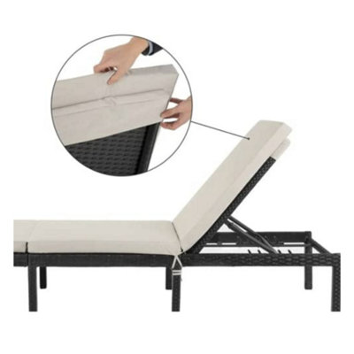 EVRE Brown Rattan Garden Padded Sun Lounger Sun Bed Day Bed Sunlounger
