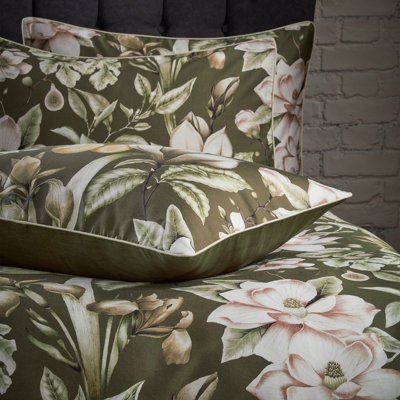 EW by Edinburgh Weavers Lavish Floral Cotton Sateen Pillowcase Pair