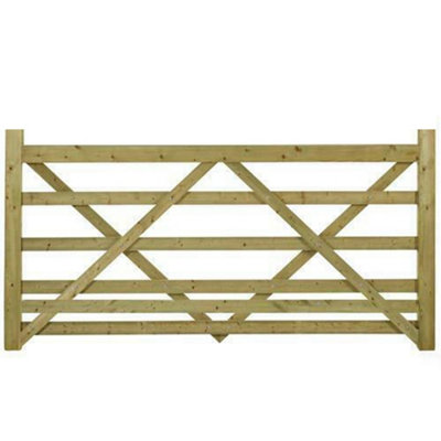 Extra Bottom Bar Diamond Brace Planed Gate 2.1m Wide x 1.5m High