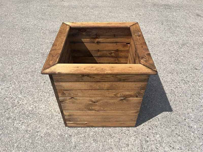 Extra Large Windsor Planter - W58 x D58 x H60 - Redwood