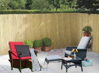 Extra Thick Natural Garden Reed screen (H)1m (W)3m