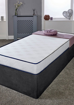 eXtreme comfort ltd, Small Single - 2ft6" Damask Dual Sided Flat Sleep Surface Kids Value Essentials Foam Free Spring Mattress
