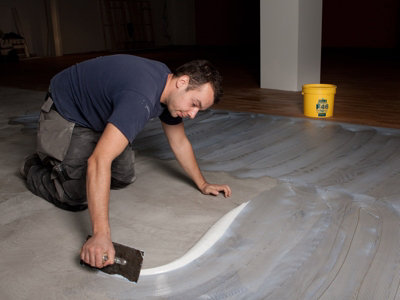 F Ball & Co F46 Pressure Sensitive Vinyl & LVT Adhesive - 5ltr