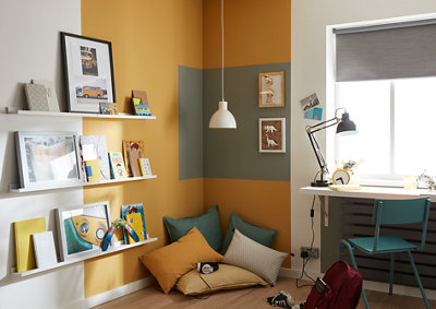 Refreshing A Child S Bedroom To Work For A Teenager Ideas