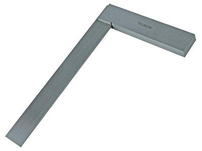 Faithfull 225mm Engineer's Square for Precision Measurements