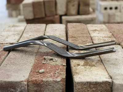 Steel Brick Jointer – Double-Ended Mortar & Masonry Tool For Bricklaying, Pointing & Finishing (Stainless Steel, Ergonomic Handle)