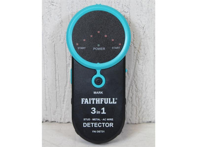 Faithfull TS533 3-in-1 Detector Stud Metal & Live Wire FAIDET31