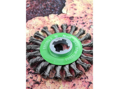 Faithfull X-LOCK Conical Wire Brush 115mm M14x2 0.50mm Stainless Steel Wire - 4