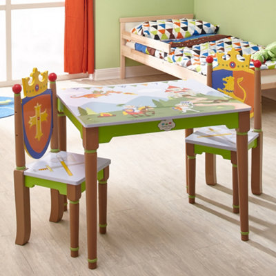 Fantasy fields 2025 table and chairs