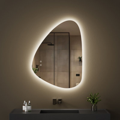 FASCINATE Irregular LED Mirror - Tempered Glass & Anti-Fog - 80x60cm