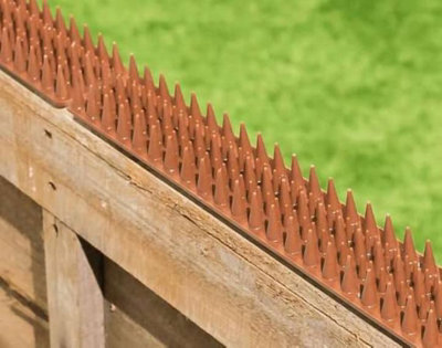 Fence Spikes Cat Deterrent Anti Climb Brown Pack Of 8 Strips