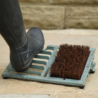 Garden boot outlet brush