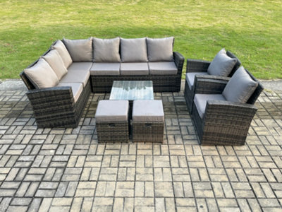 Small deals outdoor lounge