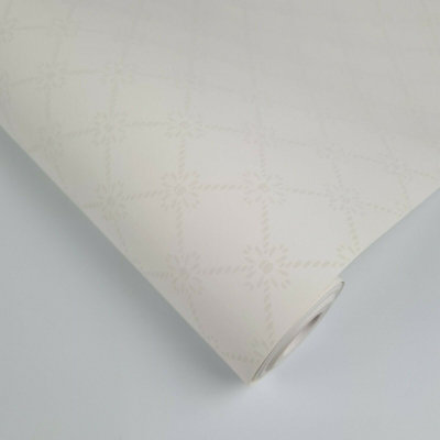 Fine Décor Avington House Diamond Trellis Natural Off Geometric Wallpaper