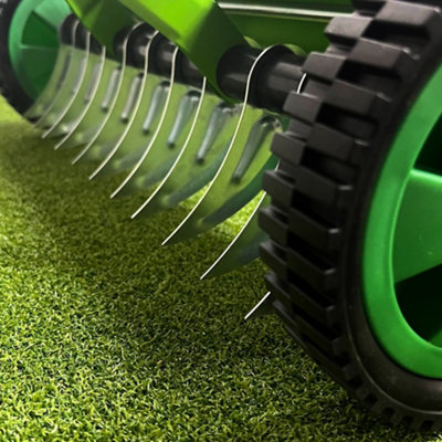 Finetree Green Manual Operated Lawn Aerator Grass Scarifier Rake with ...