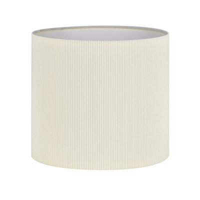 First Choice Lighting White Pleated 15cm Table Lamp Shade