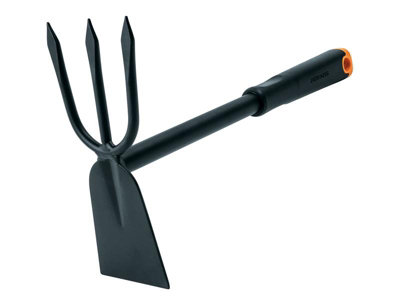 Fiskars Ergo Cultivator Hoe for Easy Gardening and Soil Preparation