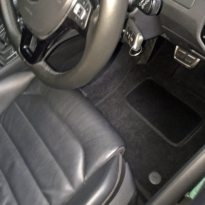 Fits VW Golf Mk7 2013-2020 Fully Tailored Carpet Car Mats Black 4pcs Floor Set - 6