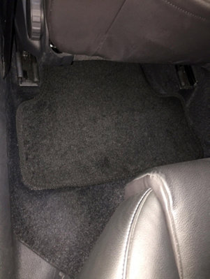 Fits VW Golf Mk7 2013-2020 Fully Tailored Carpet Car Mats Black 4pcs Floor Set - 8
