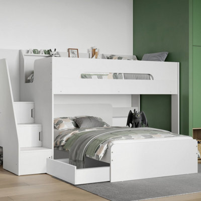 Flair Stepaside L Shaped Triple Sleeper - White